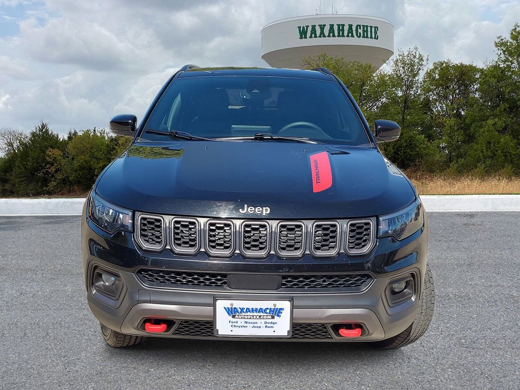 Used 2024 Jeep Compass Trailhawk image 2