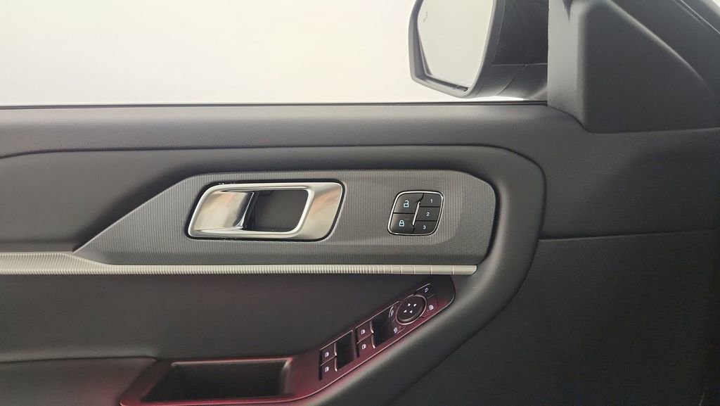 New 2026 Ford Explorer ST image 22