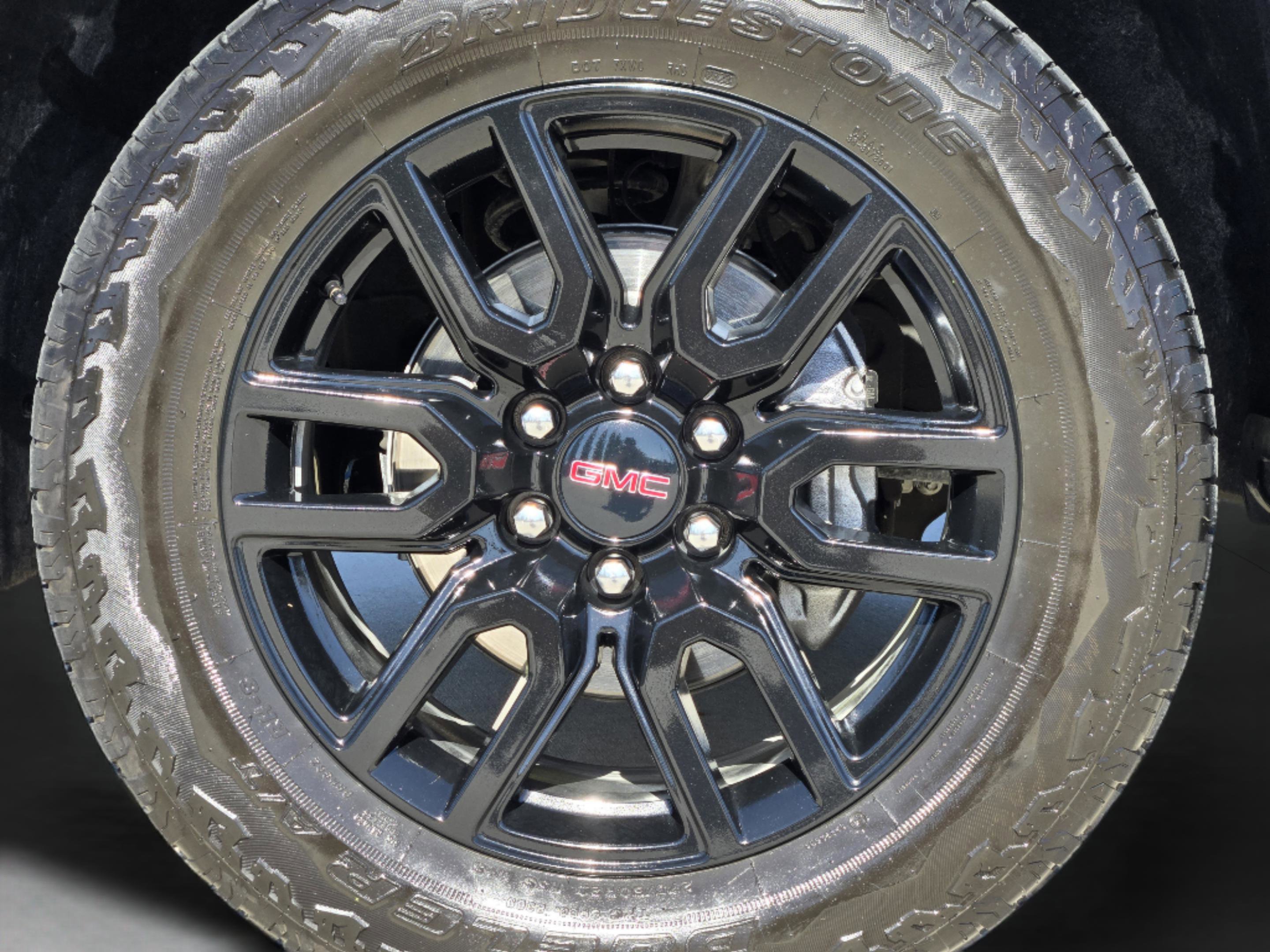 Used 2024 GMC Sierra 1500 Elevation w/ Elevation Premium Package image 19