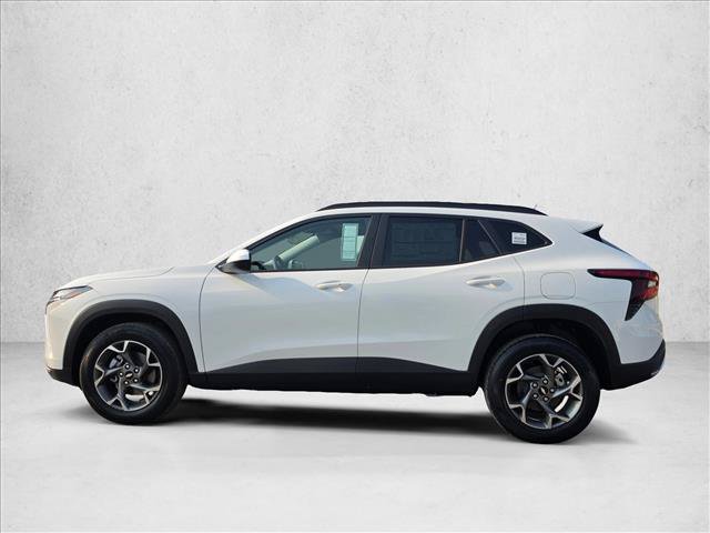 New 2026 Chevrolet Trax LT w/ Sunroof Package FWD image 2