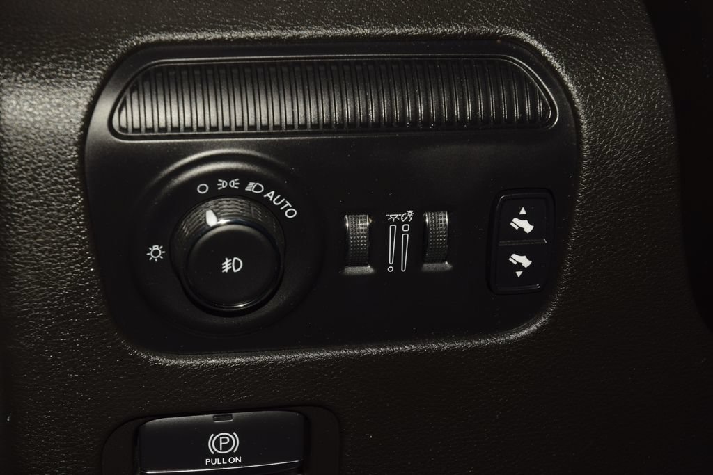 Used 2022 Jeep Wagoneer Series I w/ Convenience Group I AWD/4WD image 41