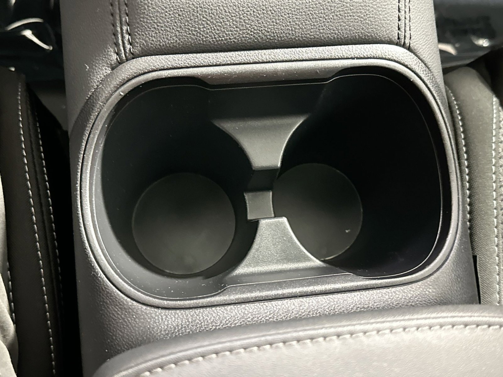 Used 2023 Subaru Outback Premium image 27