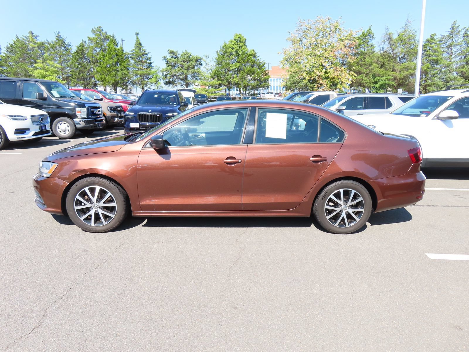 Used 2016 Volkswagen Jetta SE FWD image 8