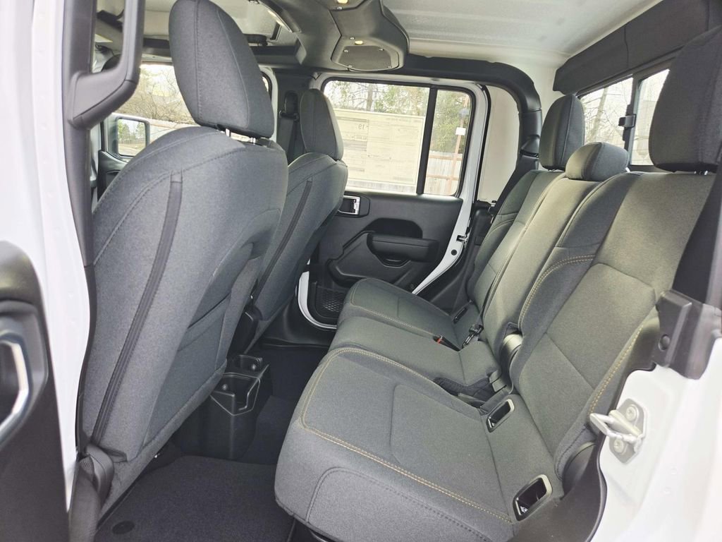 New 2026 Jeep Gladiator Sport image 16