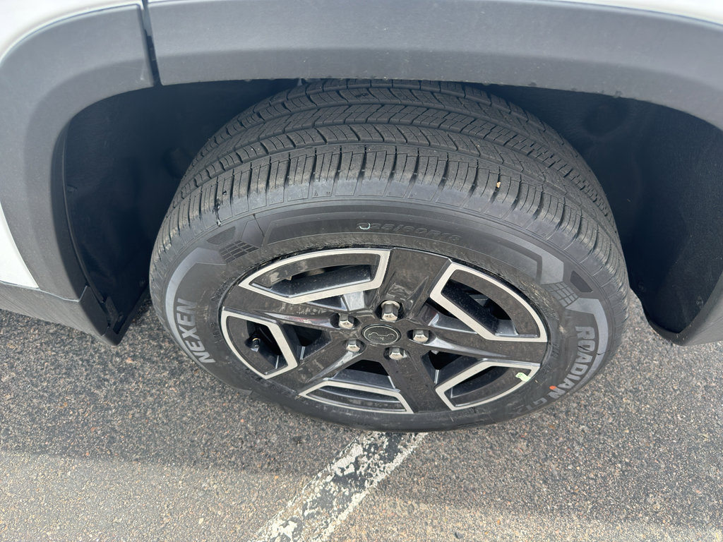 New 2026 Jeep Cherokee Limited AWD/4WD image 37