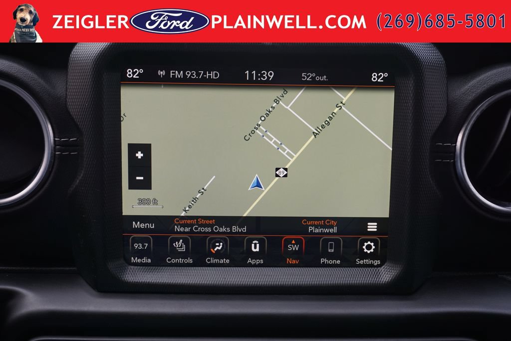 Used 2023 Jeep Wrangler Unlimited Sahara w/ Cold Weather Group AWD/4WD image 18