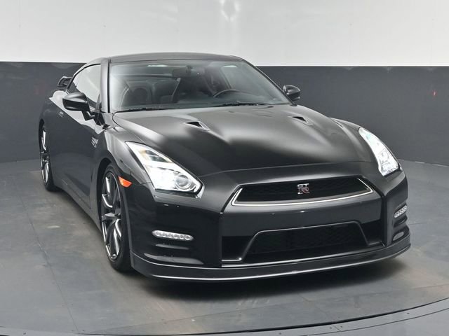 Used 2012 Nissan GT-R Premium image 21