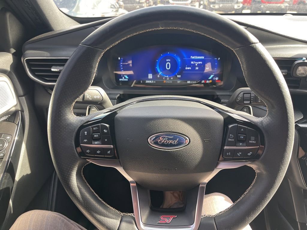 Used 2023 Ford Explorer ST w/ Equipment Group 401A image 9