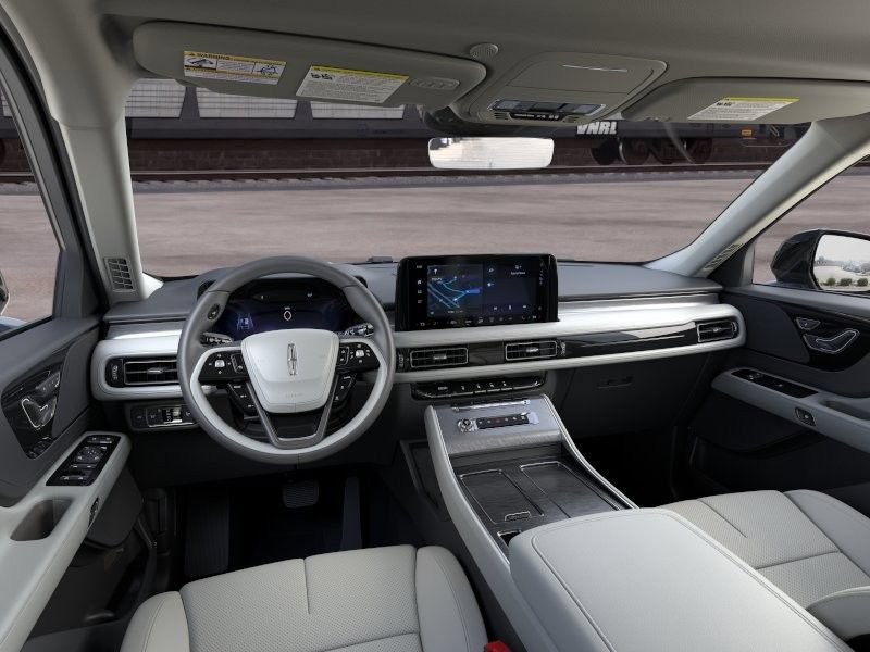 New 2026 Lincoln Aviator 2WD image 9