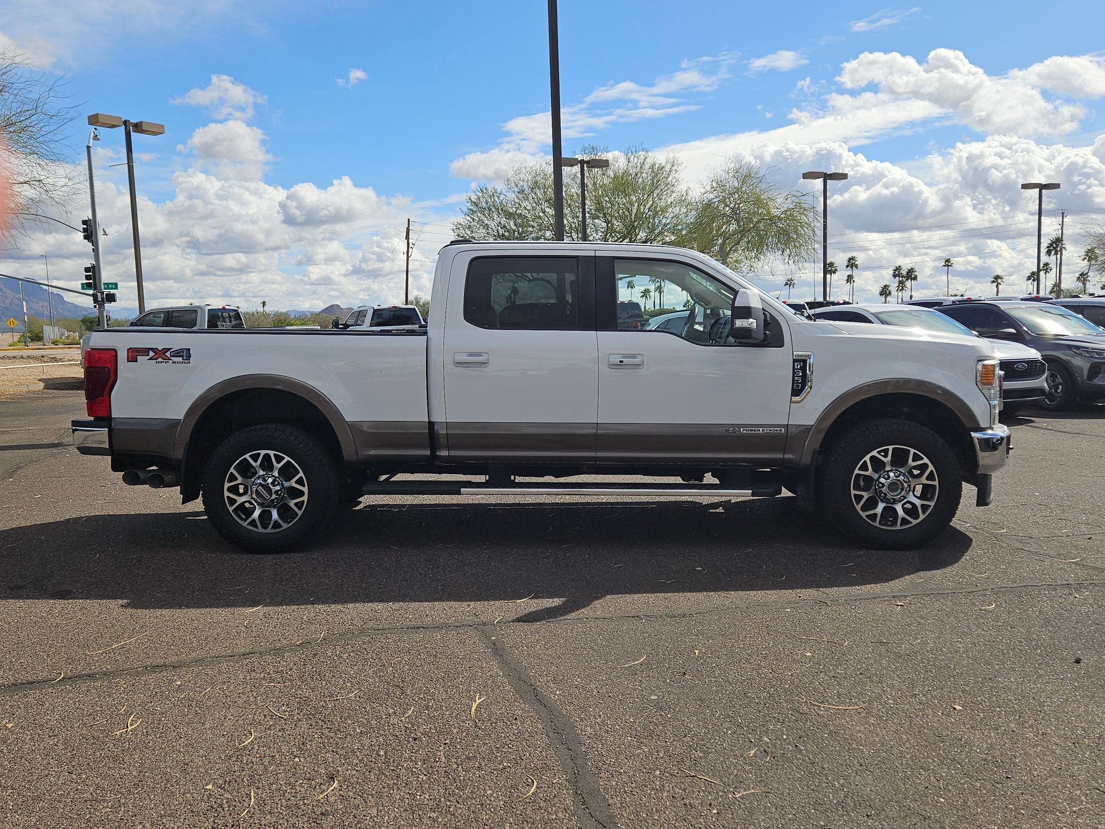 Used 2020 Ford F350 Lariat w/ Lariat Ultimate Package image 4