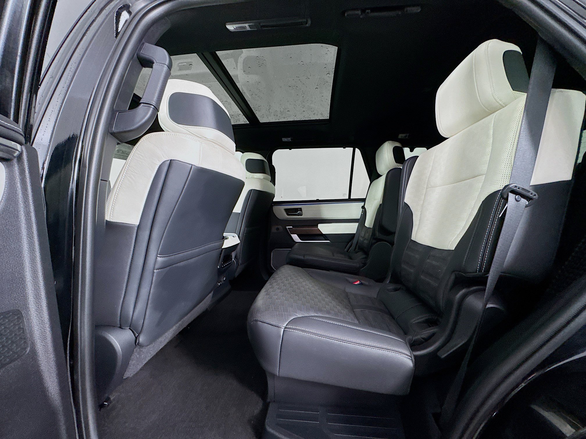 Certified 2023 Toyota Sequoia Capstone AWD/4WD image 26