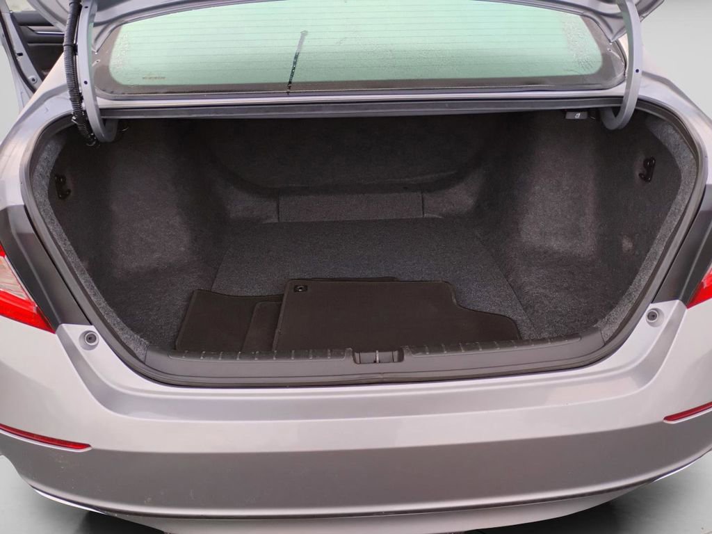 Used 2021 Honda Accord LX image 34