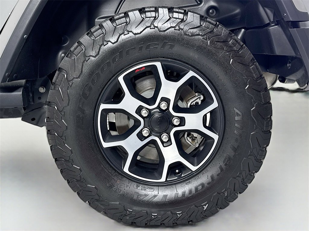 Used 2022 Jeep Wrangler Unlimited Rubicon w/ LED Lighting Group image 14