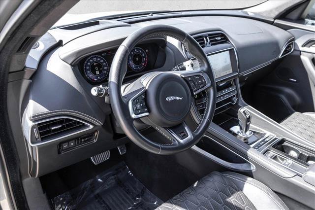 Used 2020 Jaguar F-PACE SVR AWD/4WD image 10
