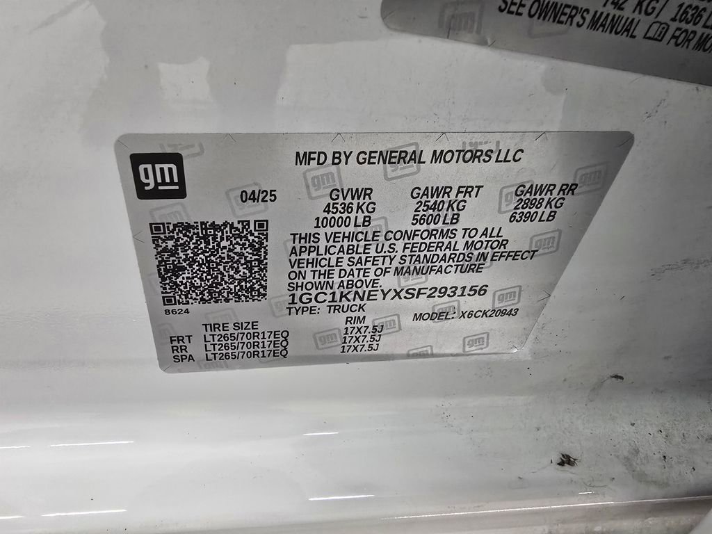 Used 2025 Chevrolet Silverado 2500 LT w/ Convenience Package image 19