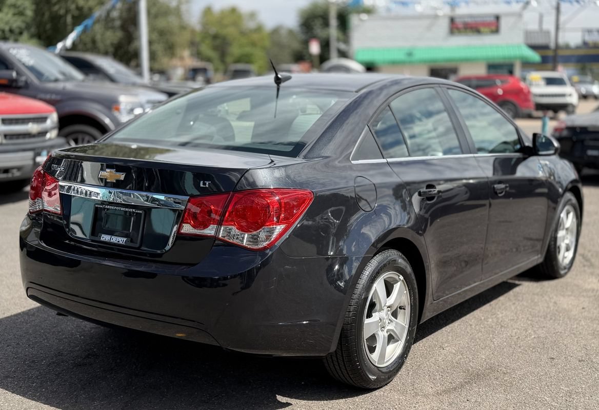 Used 2014 Chevrolet Cruze LT FWD image 3