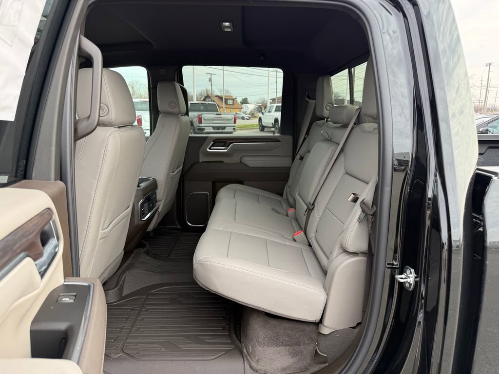 New 2026 GMC Sierra 2500 SLT w/ SLT Premium Package image 16