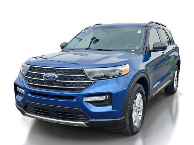 Certified 2023 Ford Explorer XLT w/ Equipment Group 202A AWD/4WD image 2