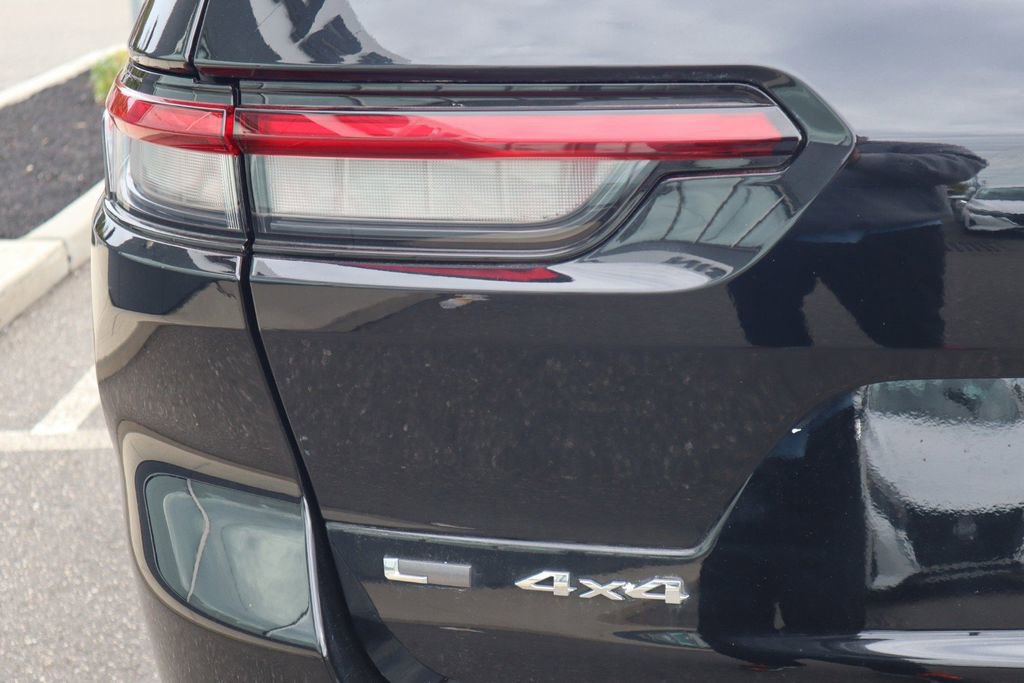 Used 2022 Jeep Grand Cherokee L Limited image 36