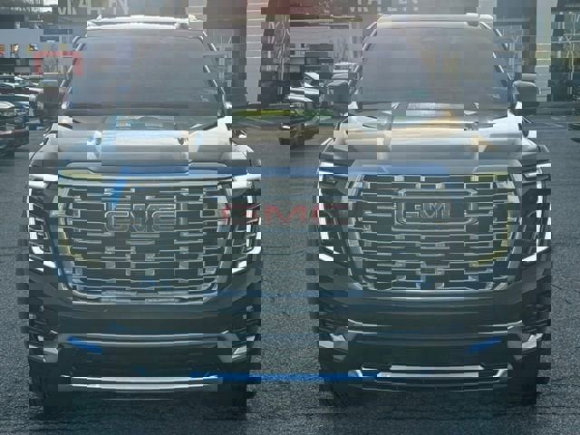 New 2026 GMC Yukon XL Denali w/ Denali Reserve Package image 15