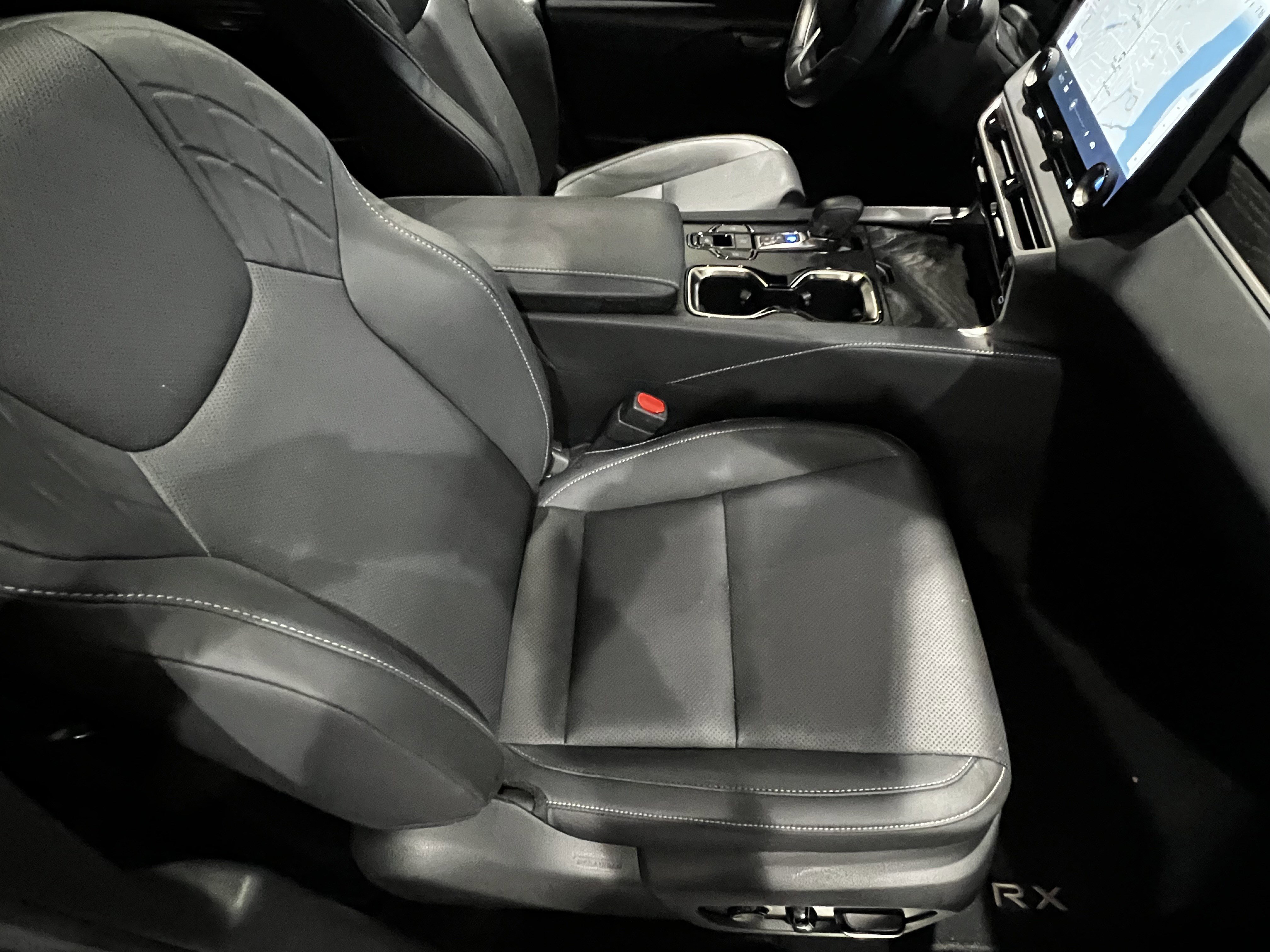 Certified 2025 Lexus RX 350 Premium w/ Accessory Package (Z1) FWD image 44