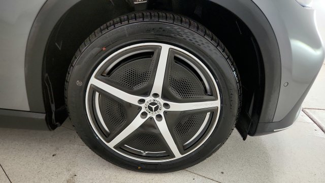 Used 2023 Mercedes-Benz EQE 350+ SUV w/ AMG Line Exterior Package image 79