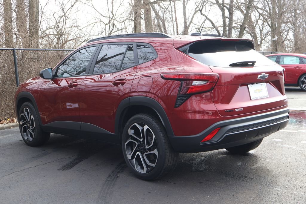 Certified 2024 Chevrolet Trax RS w/ Sunroof Package image 6