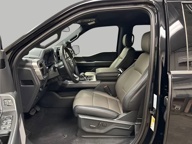 New 2025 Ford F150 Lariat w/ Equipment Group 501A Mid image 9