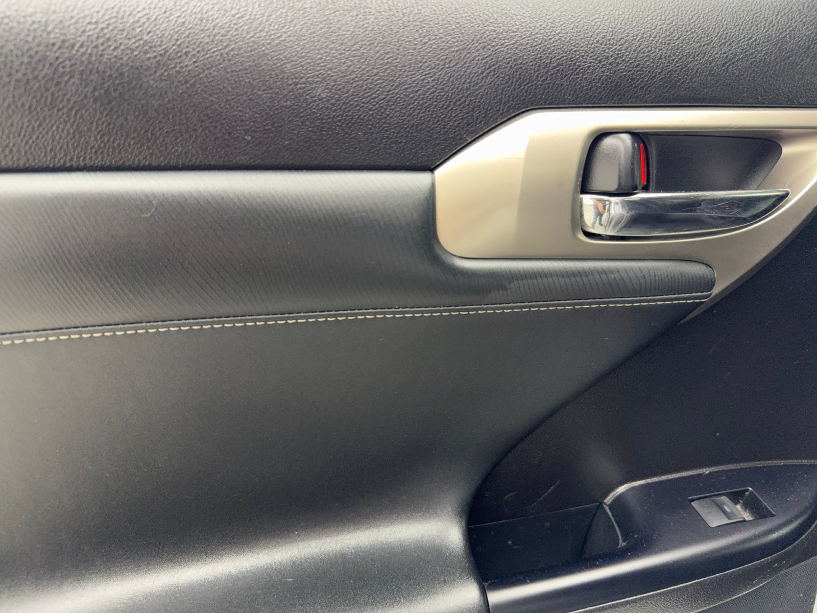 Used 2017 Lexus CT 200h w/ Seat Comfort Package FWD image 37