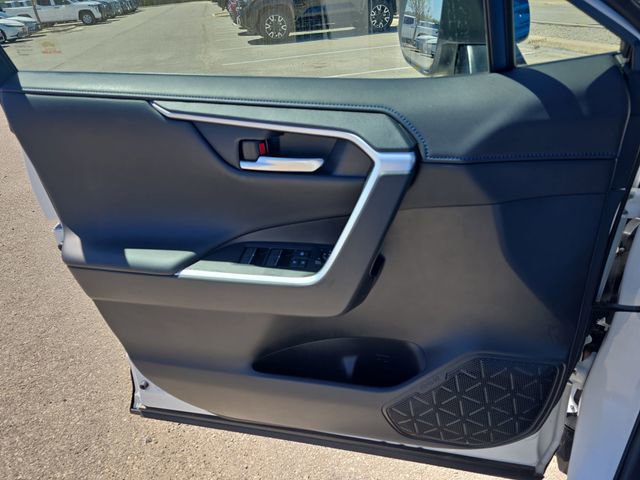 Used 2024 Toyota RAV4 XSE image 28