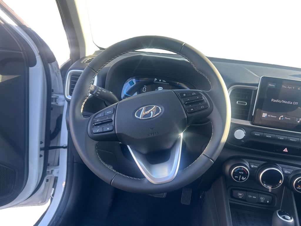 New 2026 Hyundai Venue SEL FWD image 12