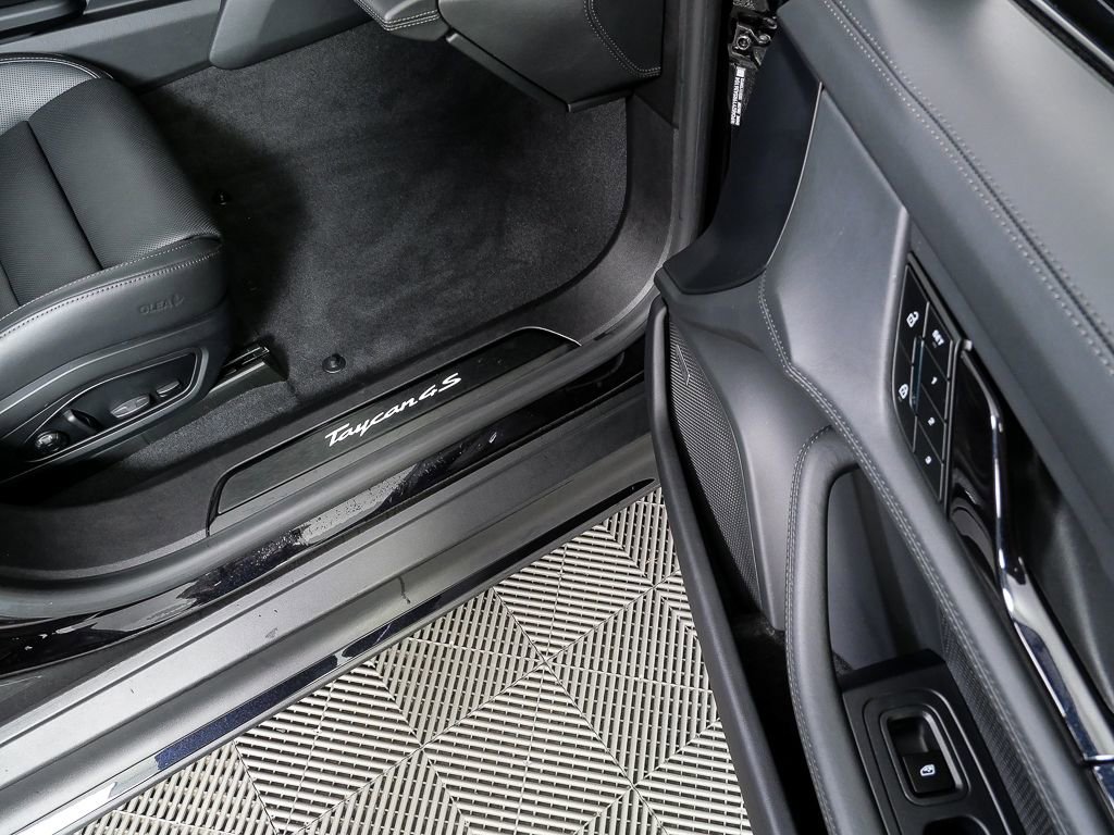 Certified 2024 Porsche Taycan 4S image 26