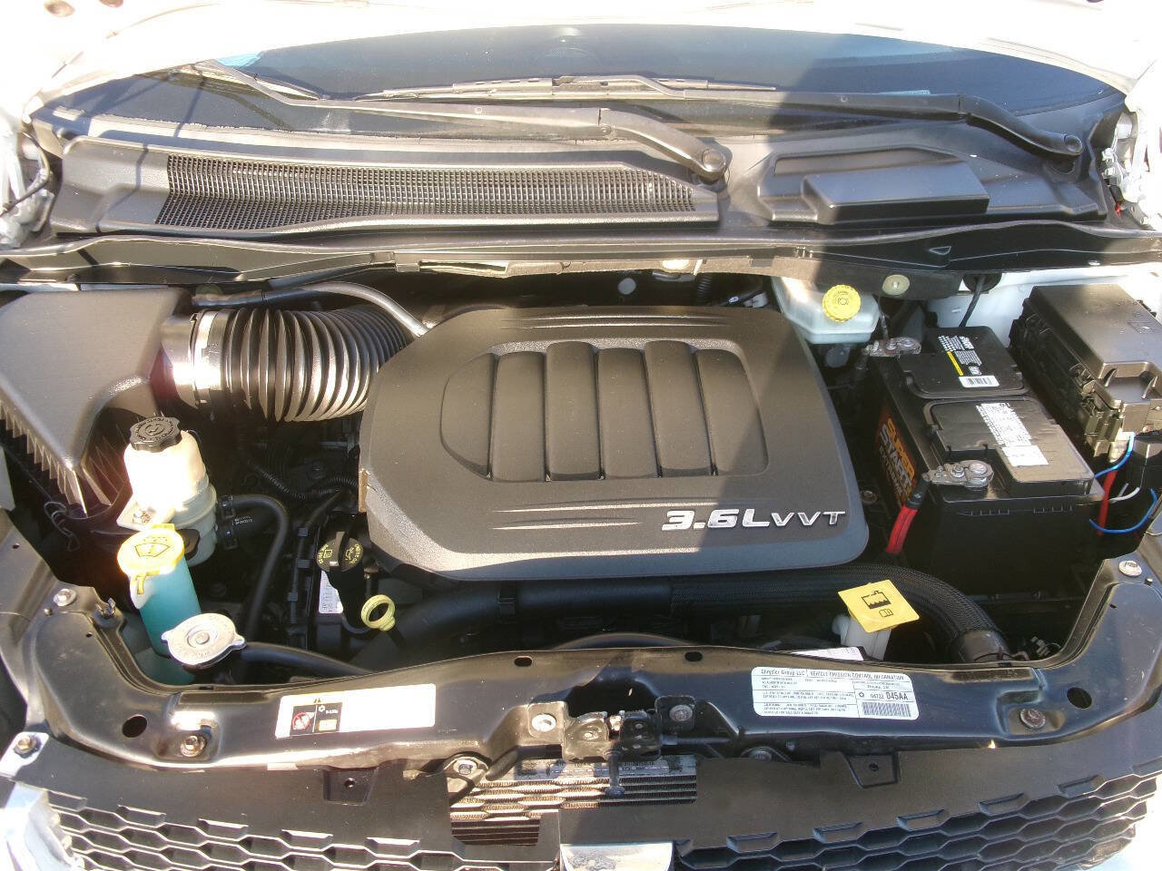 Used 2013 Dodge Grand Caravan SE image 11