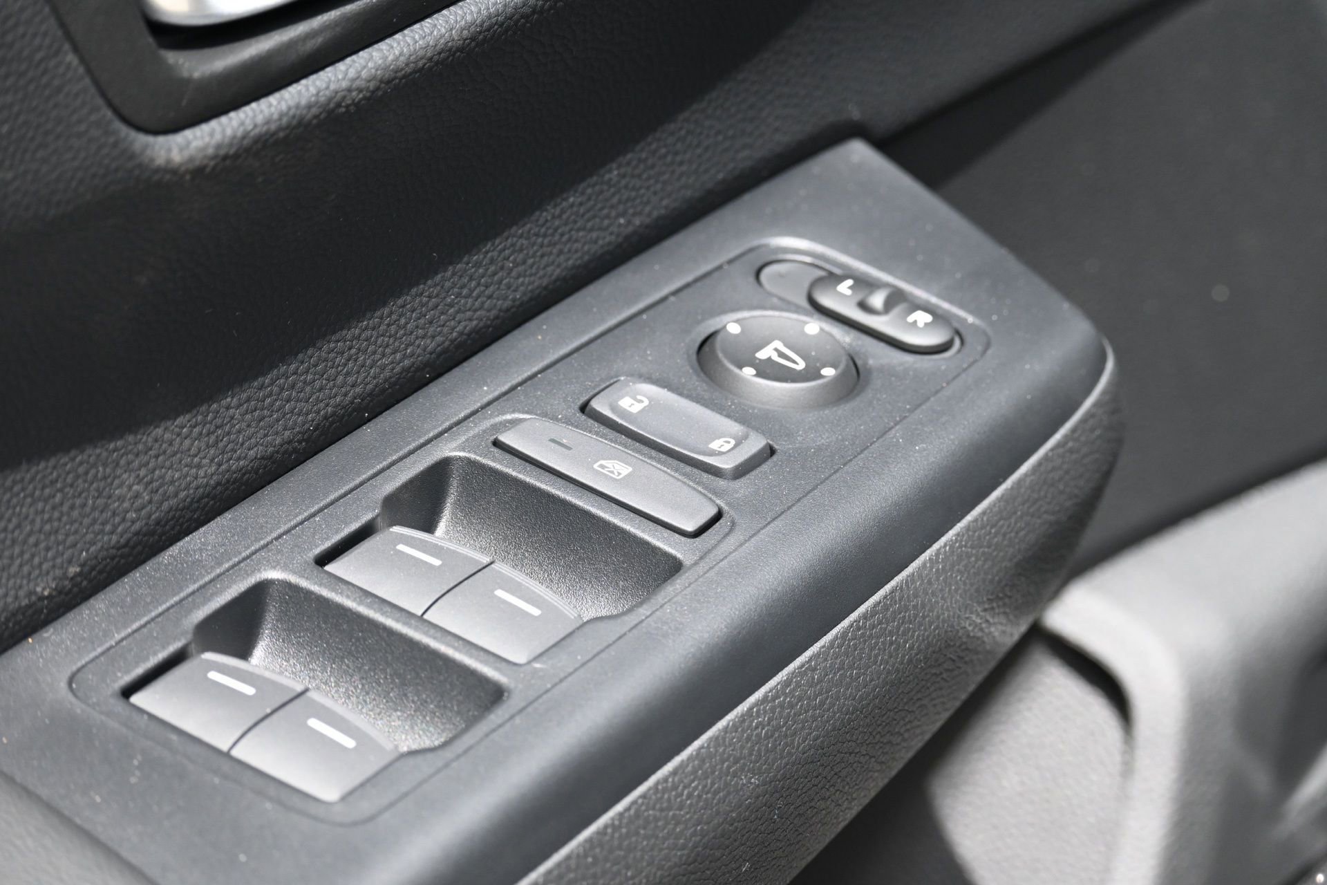 New 2026 Honda CR-V Sport-L image 17