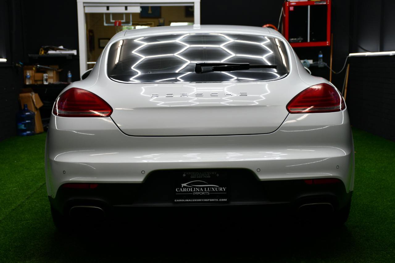 Used 2016 Porsche Panamera 4 AWD/4WD image 4