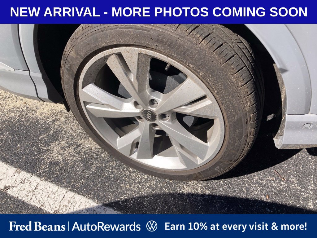 Used 2023 Audi Q4 e-tron Prestige w/ 20" Wheel Package AWD/4WD image 7