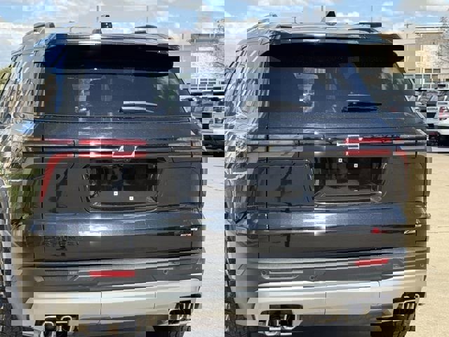 Used 2025 Chevrolet Traverse Z71 w/ Driver Confidence Package image 8