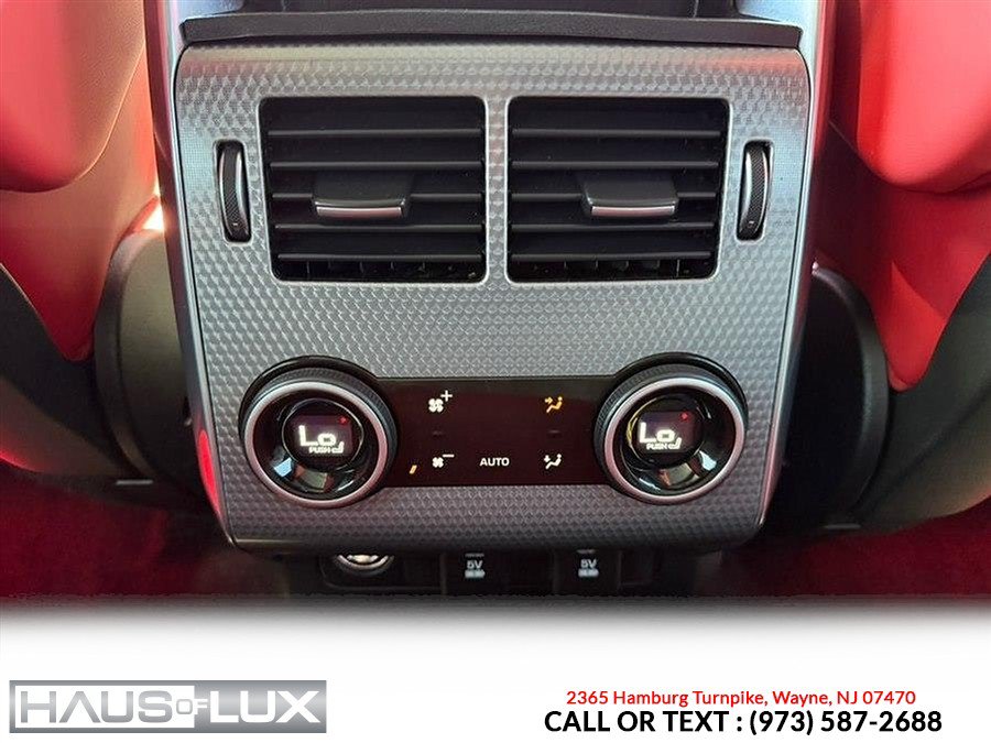 Used 2020 Land Rover Range Rover Sport HST AWD/4WD image 28