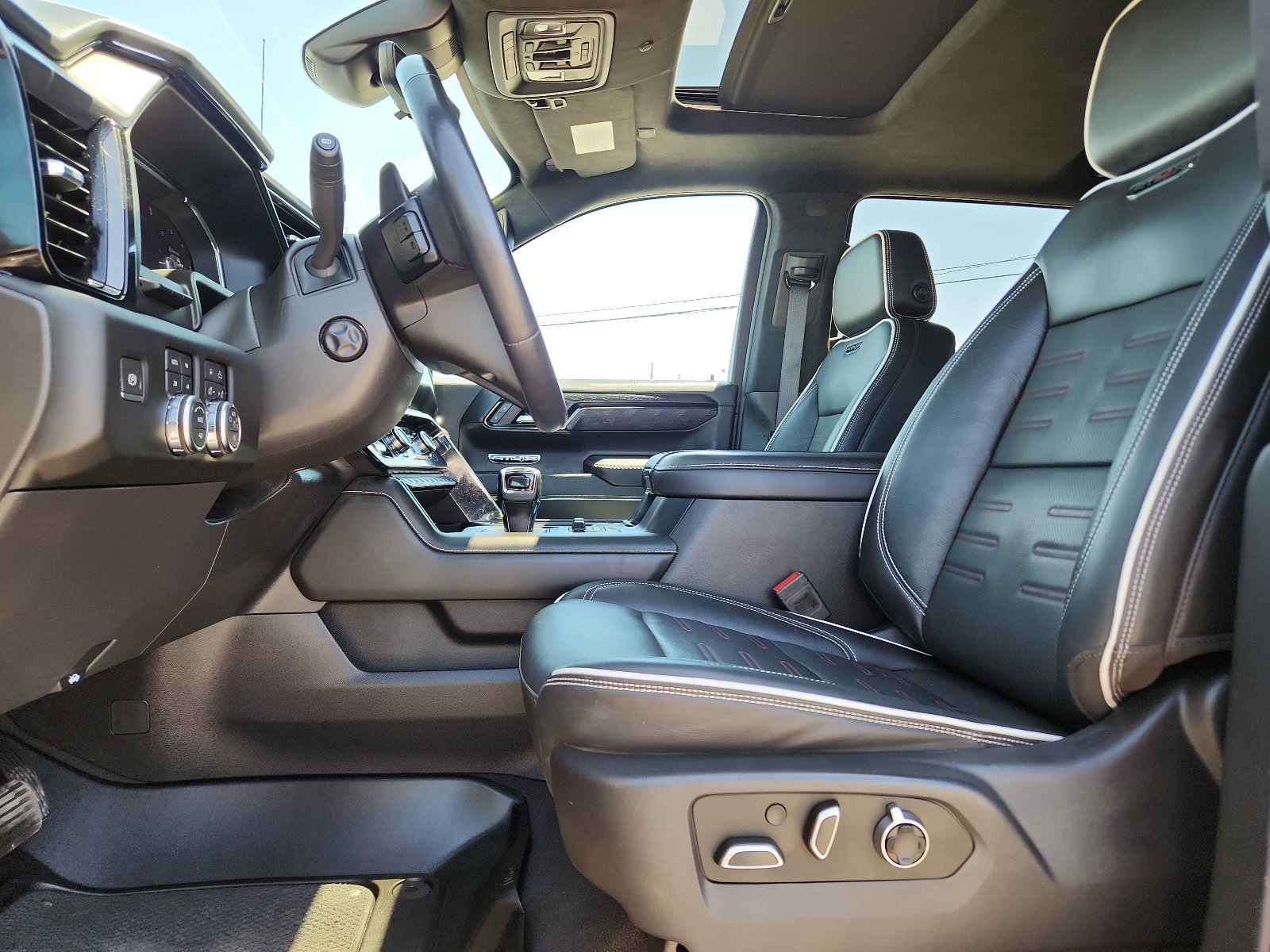 Used 2024 GMC Sierra 1500 AT4X AWD/4WD image 11