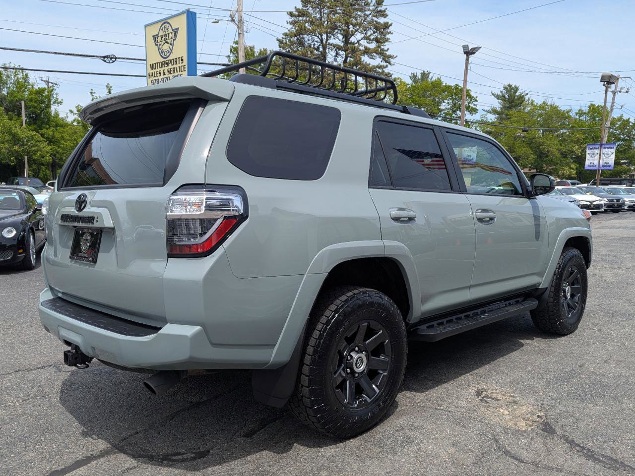 Used 2022 Toyota 4Runner Trail Special Edition AWD/4WD image 7