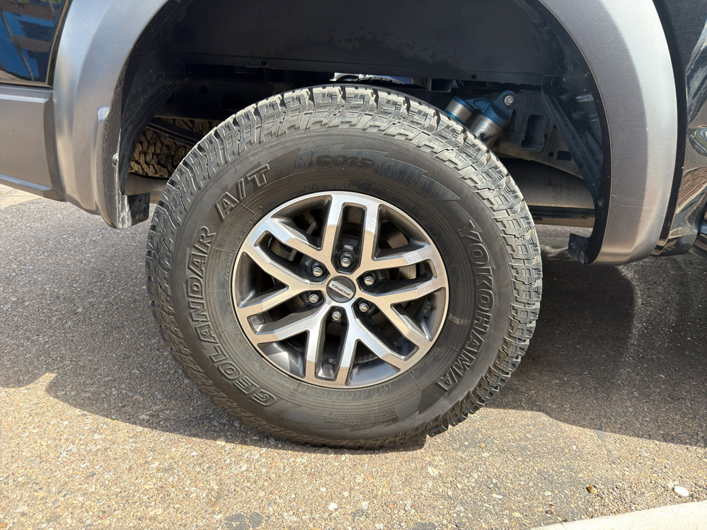 Used 2017 Ford F150 Raptor w/ Equipment Group 802A Luxury AWD/4WD image 8