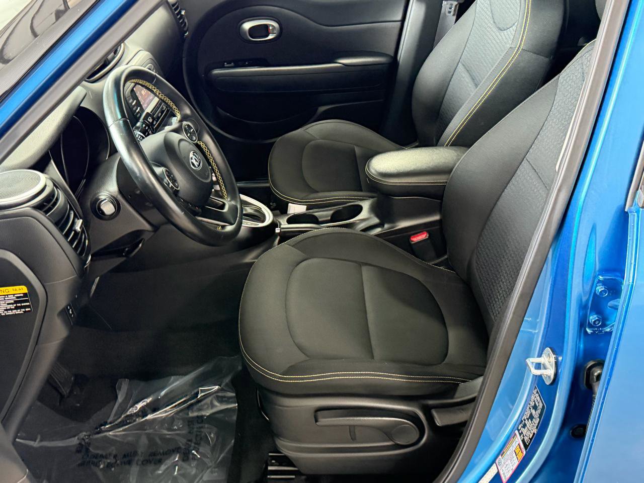 Used 2016 Kia Soul + w/ Designer's Package FWD image 5