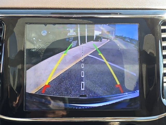 Used 2020 Jeep Grand Cherokee Overland image 19