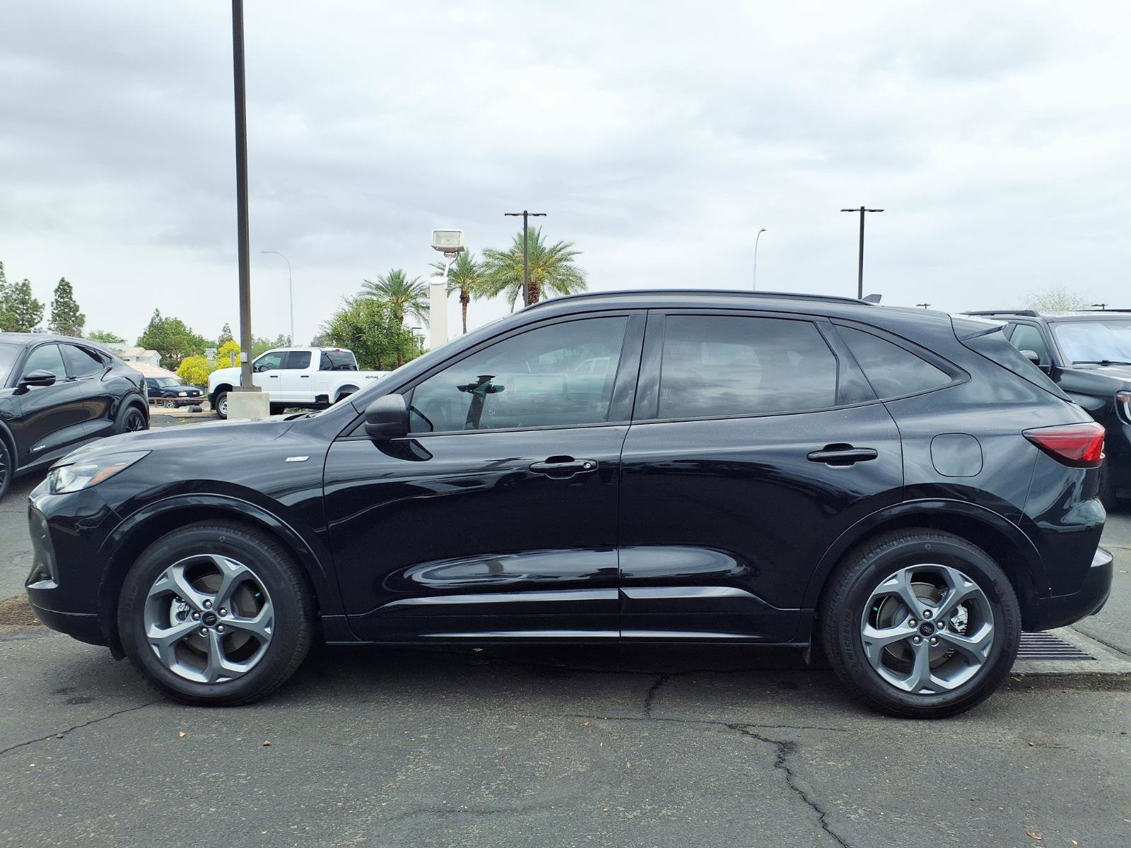 Certified 2024 Ford Escape ST-Line w/ Tech Pack #1 image 3