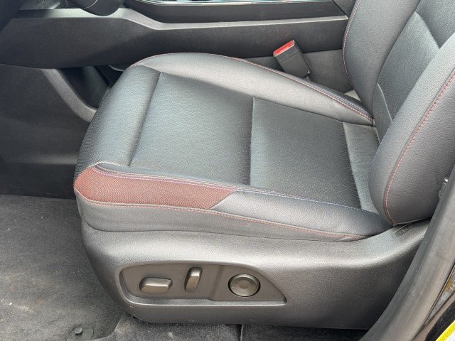 Used 2025 Chevrolet Equinox RS w/ Safety and Technology Package FWD image 18