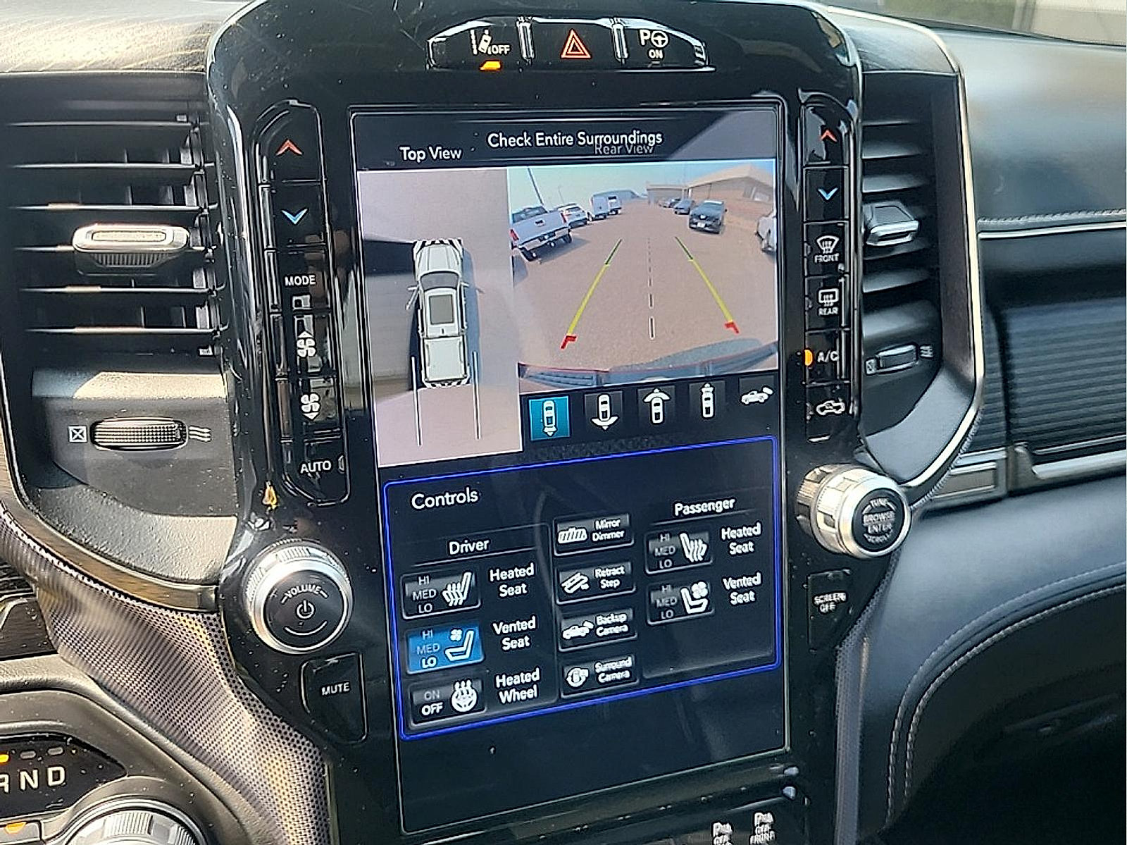 Used 2019 RAM 1500 Limited AWD/4WD image 25