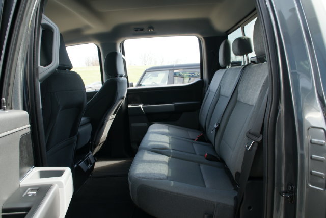 New 2026 Ford F350 XLT w/ XLT Premium Package AWD/4WD image 31
