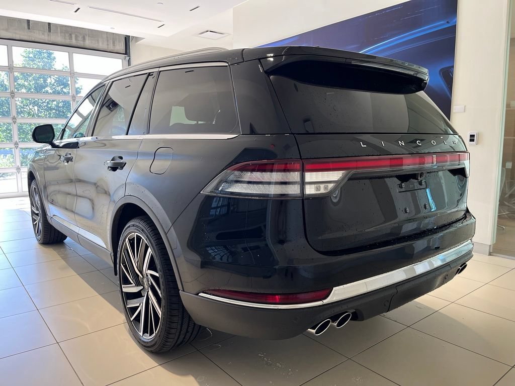 Used 2026 Lincoln Aviator Reserve AWD/4WD image 8