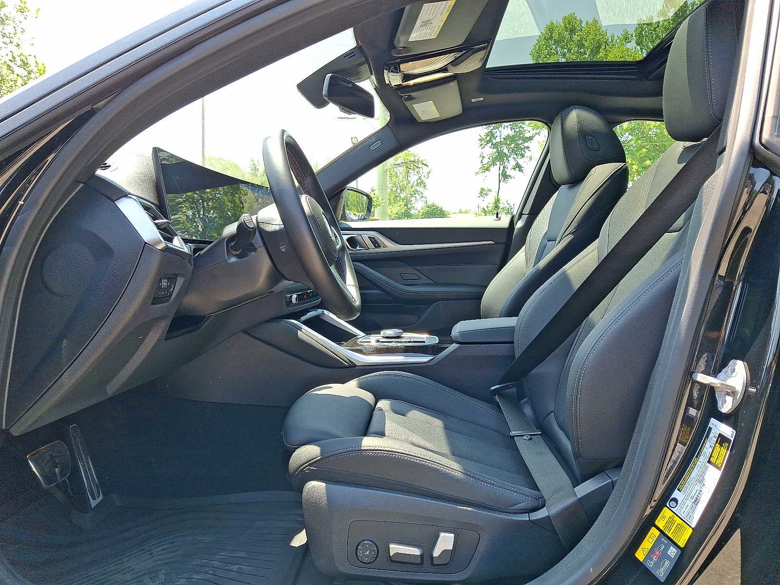 Certified 2024 BMW i4 M50 w/ Premium Package image 13