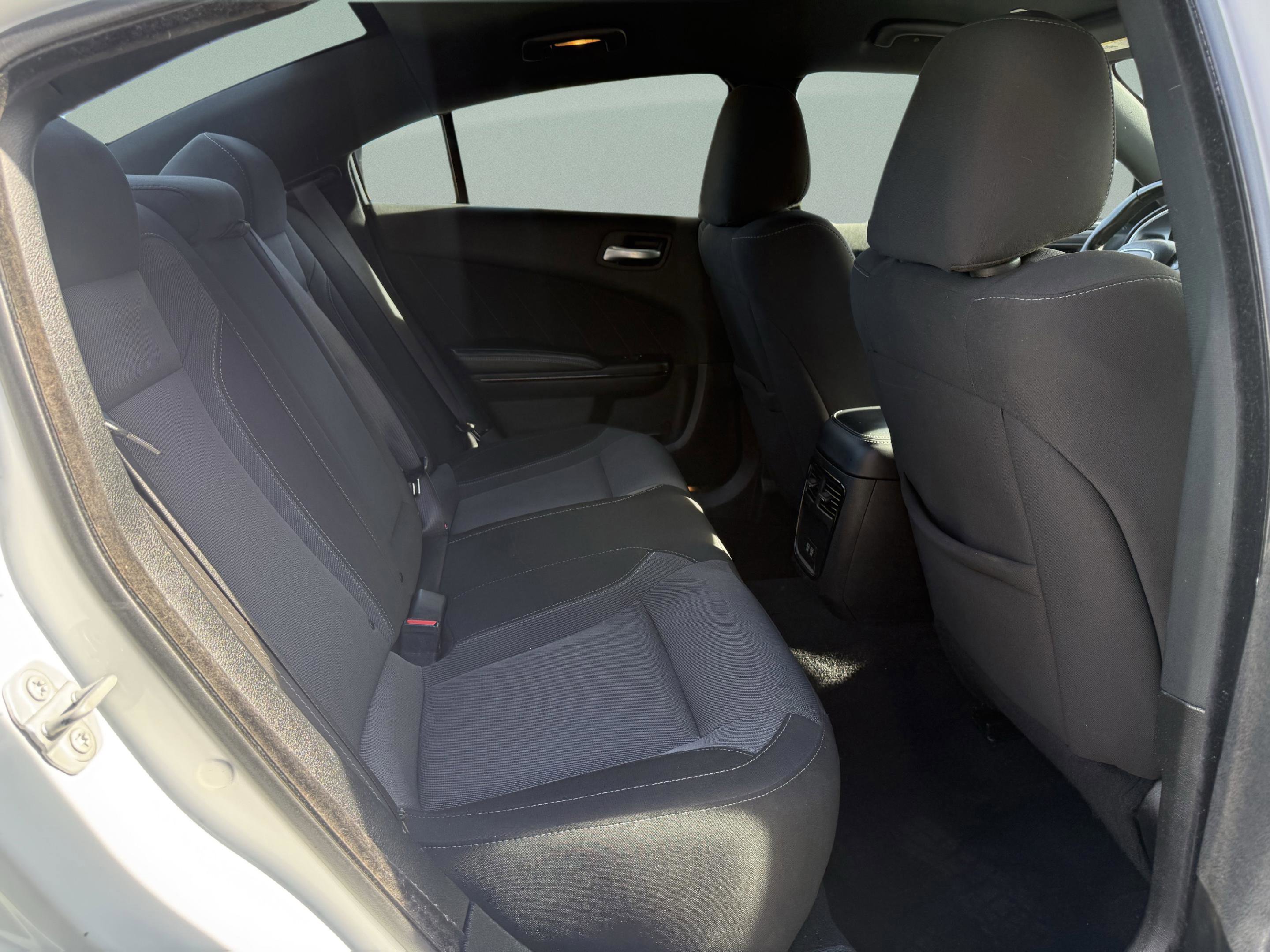Used 2022 Dodge Charger SXT w/ Blacktop Package image 27